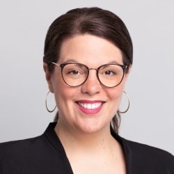 Portrait Prof. Dr. Sabrina Schell